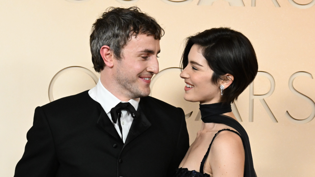 Paul Mescal and Gracie Abrams